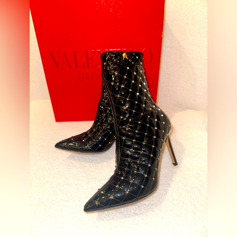 Valentino Garavani boot